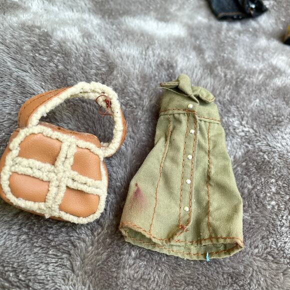 Bratz Xpress It Meygan Doll Vintage 2001 Shoes Clothes MGA Entertainment READ - Picture 7 of 13